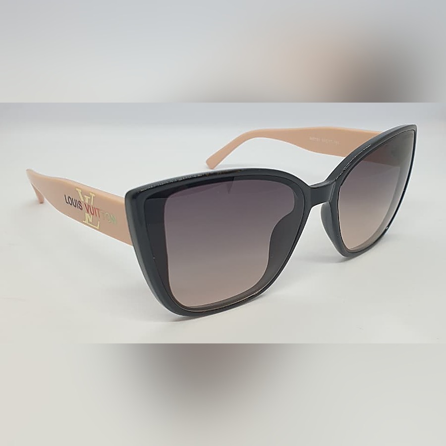 LOUIS VUITTON #16 · Black & peach — LOUIS VUITTON